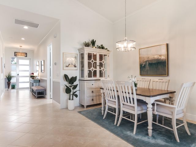 Продажа дома по адресу 9319 Sapphire Cove Drive - фото 6906709