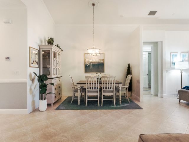 Продажа дома по адресу 9319 Sapphire Cove Drive - фото 6906710