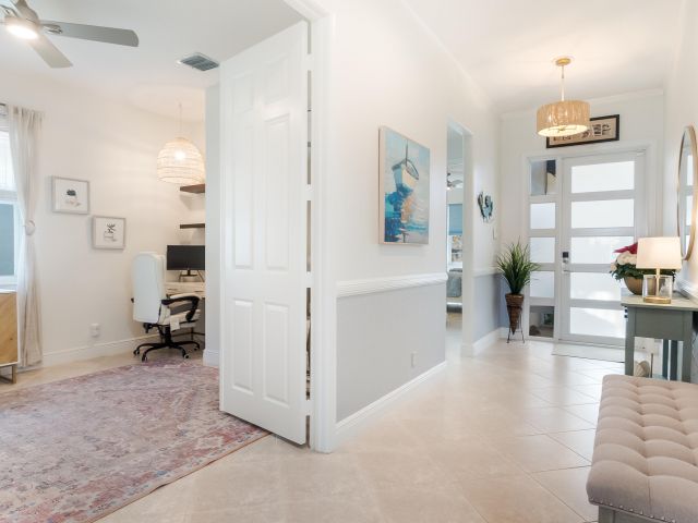 Продажа дома по адресу 9319 Sapphire Cove Drive - фото 6906715