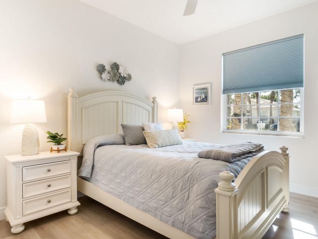 Продажа дома по адресу 9319 Sapphire Cove Drive - фото 6906720