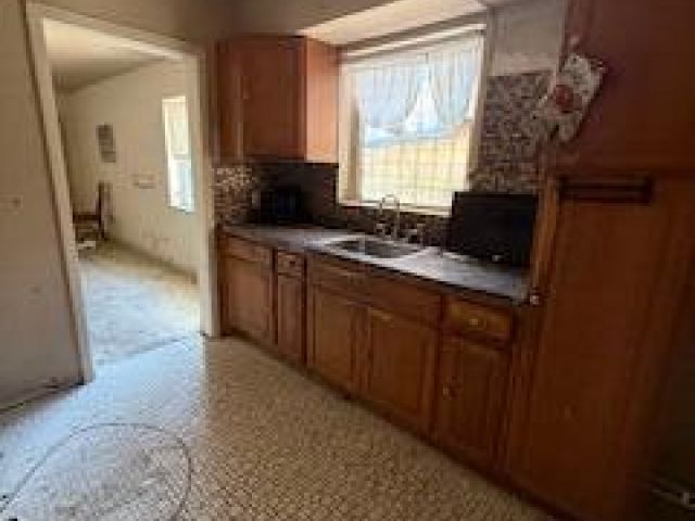 Продажа дома по адресу 1710 SW 13th Street - фото 6886166