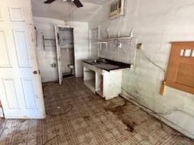 Продажа дома по адресу 1710 SW 13th Street - фото 6886168