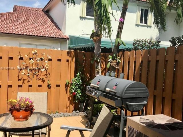 Дом в аренду по адресу 5072 NW 115th Ct - фото 7463940