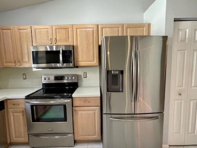 Дом в аренду по адресу 7954 Stirling Bridge Boulevard S - фото 6875415