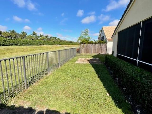 Дом в аренду по адресу 7954 Stirling Bridge Boulevard S - фото 6875429