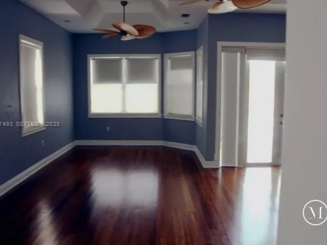 Дом в аренду по адресу 2640 Fairways Dr - фото 6874855