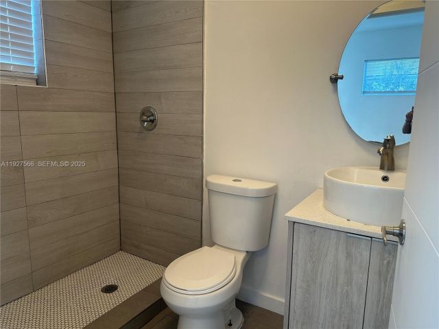 Дом в аренду по адресу 2206 Simms St 2206 - фото 7516465