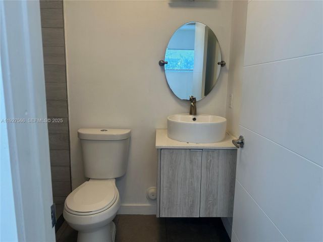 Дом в аренду по адресу 2206 Simms St 2206 - фото 7516466