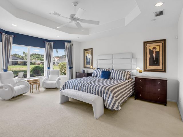 Продажа дома по адресу 13197 Alhambra Lake Circle - фото 6883484