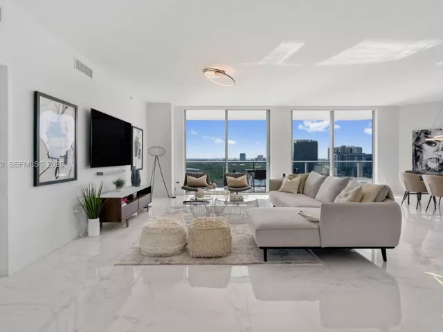 Продажа квартиры #2002 - фото 6880575