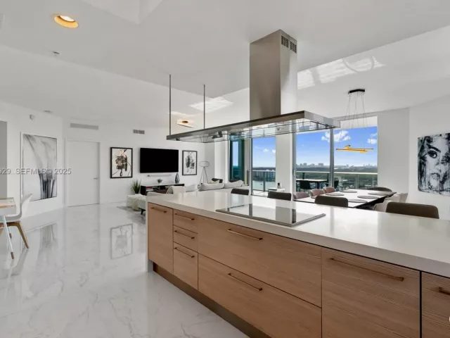 Продажа квартиры #2002 - фото 6880562