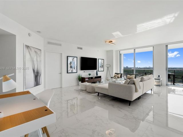 Продажа квартиры #2002 - фото 6880570