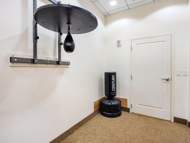 Продажа квартиры #1212 - фото 6877668