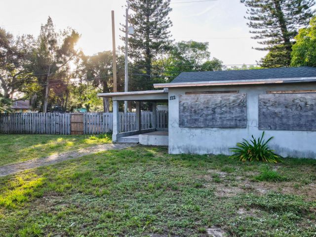 Продажа дома по адресу 122 SW 8th Avenue - фото 6890926