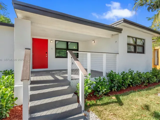 Дом в аренду по адресу 220 NW 134th St - фото 6888225