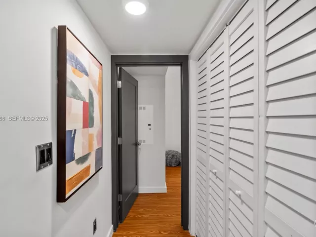 Дом в аренду по адресу 220 NW 134th St - фото 6888209