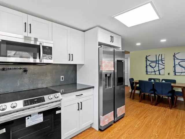 Дом в аренду по адресу 220 NW 134th St - фото 6888214