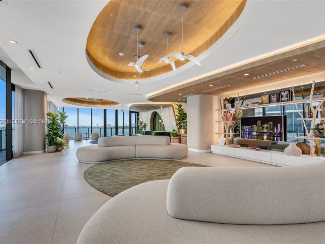 Продажа квартиры #3803 - фото 6876783