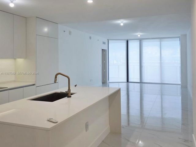 Продажа квартиры #3803 - фото 6876785