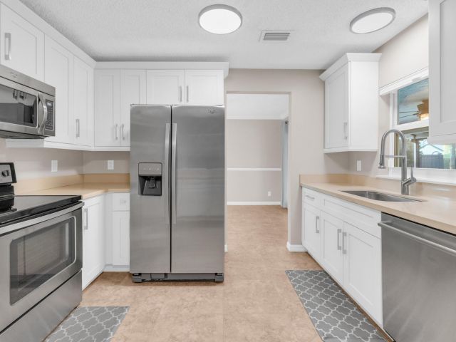 Продажа дома по адресу 22577 Blue Fin Trail - фото 6913813