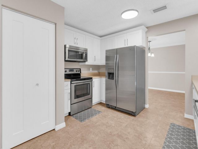 Продажа дома по адресу 22577 Blue Fin Trail - фото 6913814