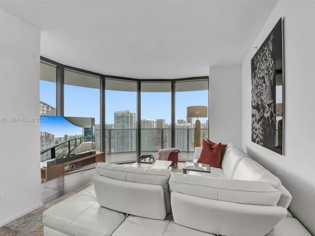 Квартира в аренду номер4209 - фото 6879211