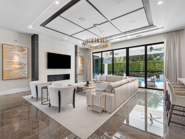 Продажа дома по адресу 252 S Silver Palm Road - фото 6901371