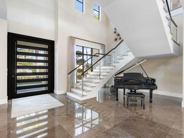 Продажа дома по адресу 252 S Silver Palm Road - фото 6901374