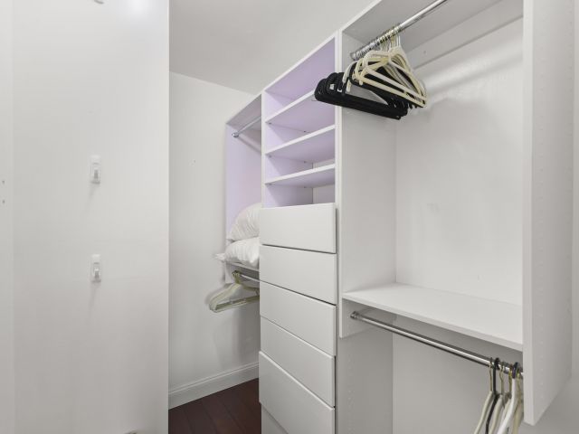 Продажа дома по адресу 15881 SW 8th Avenue - фото 6879581