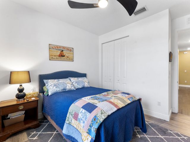 Продажа дома по адресу 4025 Marina Way - фото 6884255