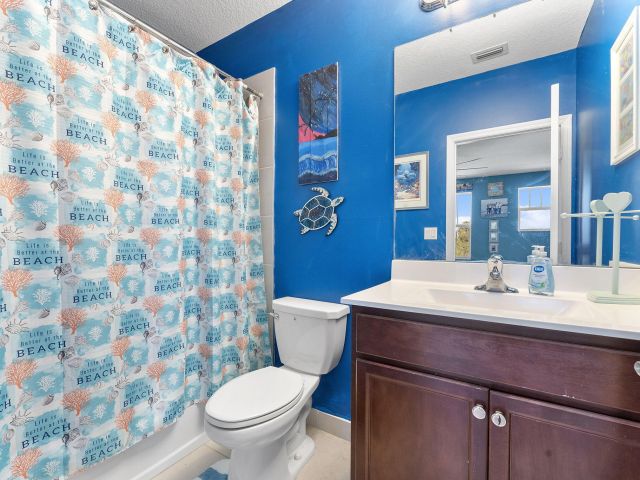 Продажа дома по адресу 4025 Marina Way - фото 6884256