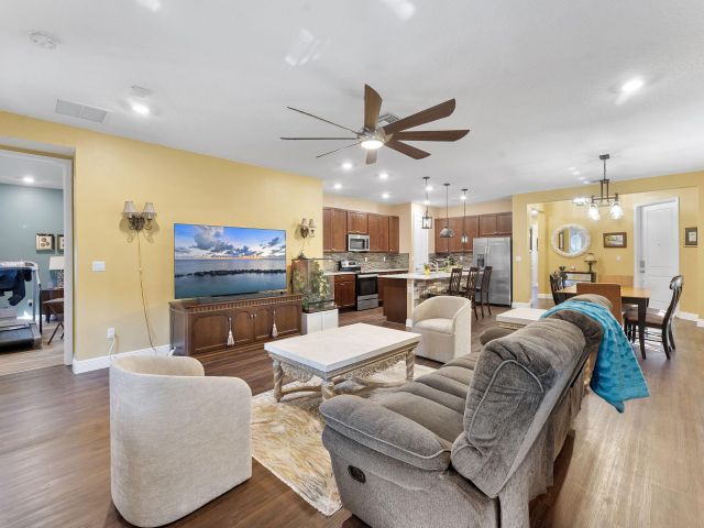 Продажа дома по адресу 4025 Marina Way - фото 6884266