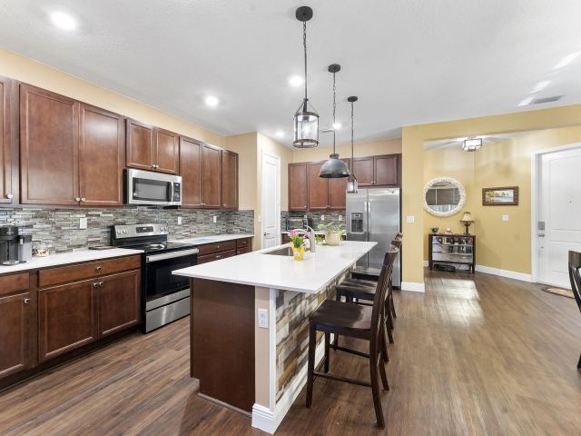 Продажа дома по адресу 4025 Marina Way - фото 6884273