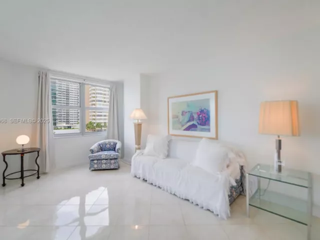 Квартира в аренду номер5Q - фото 6877984