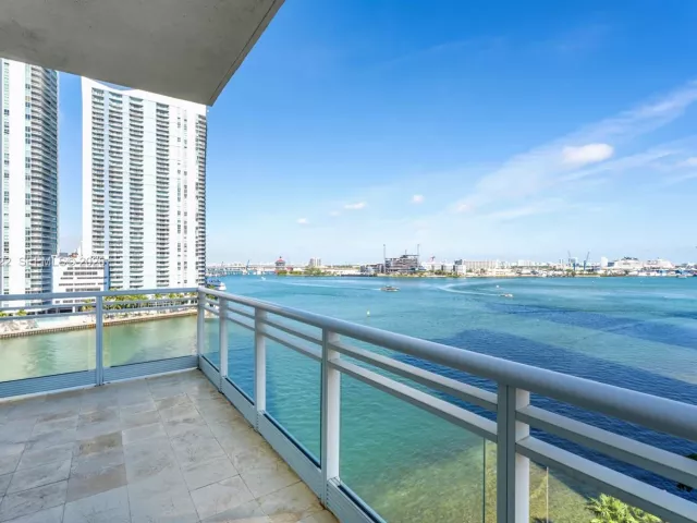 Продажа квартиры #803 - фото 6888954