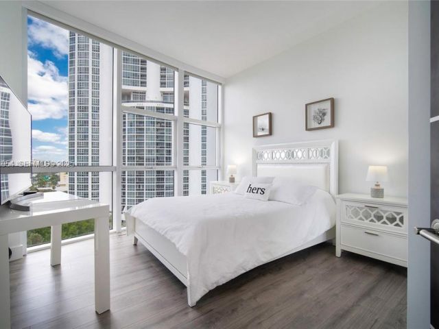 Продажа квартиры #1101 - фото 6879770