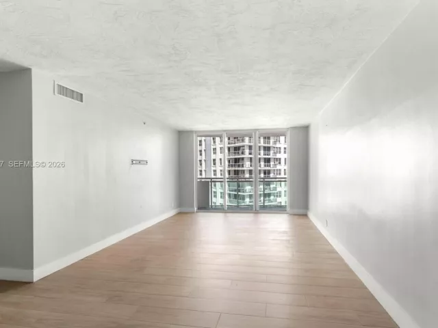 Продажа квартиры #1145 - фото 6879276