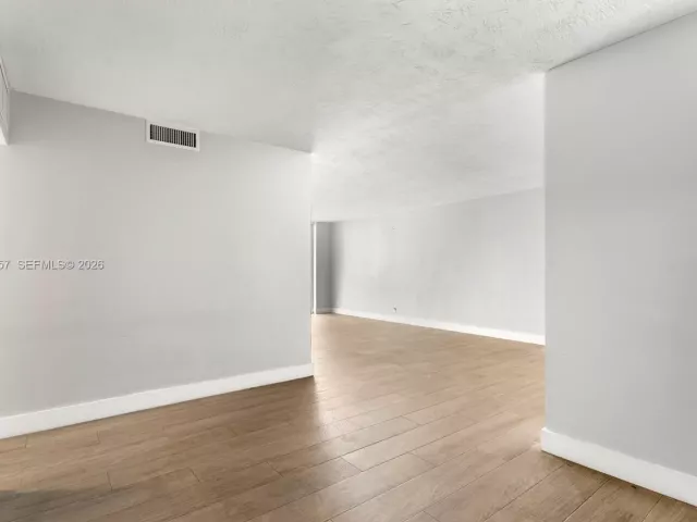 Продажа квартиры #1145 - фото 6879268