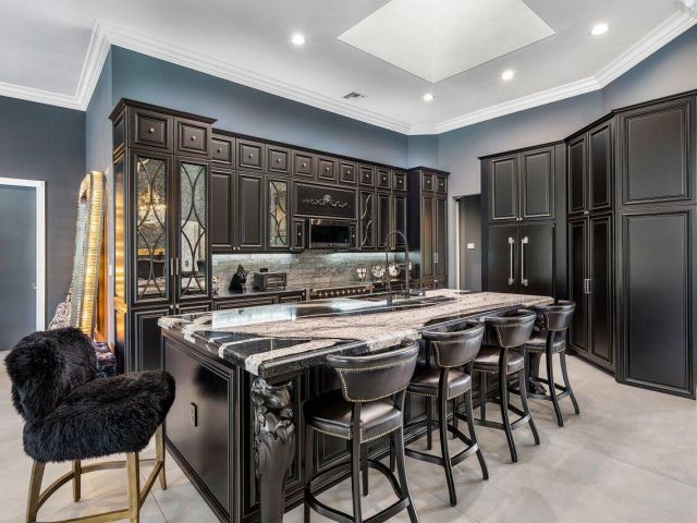 Продажа дома по адресу 4848 Chamal Circle - фото 6894885