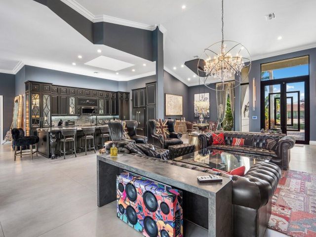 Продажа дома по адресу 4848 Chamal Circle - фото 6894886