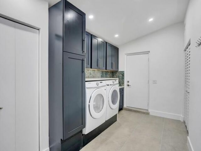 Продажа дома по адресу 521 NE 32nd Street - фото 6894864