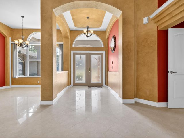 Продажа дома по адресу 13089 86th Road N - фото 6894060