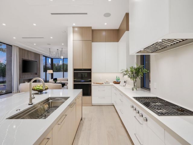 Продажа дома по адресу 340 Grove Place - фото 6880964