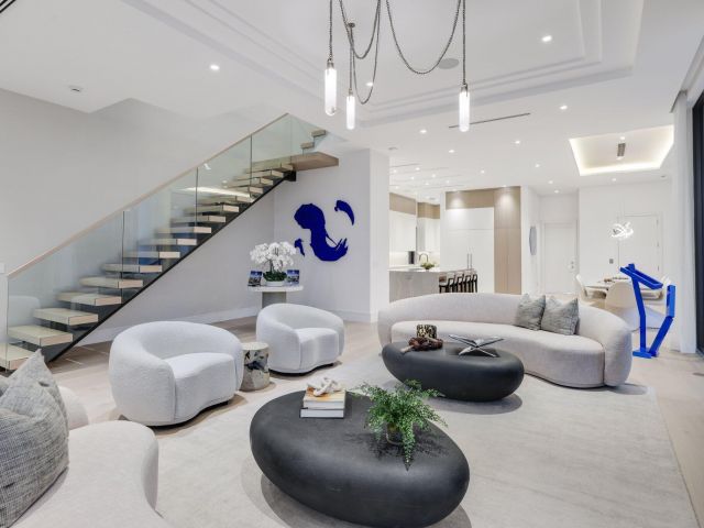 Продажа дома по адресу 340 Grove Place - фото 6880968