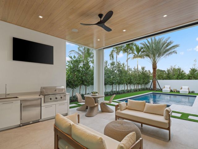 Продажа дома по адресу 340 Grove Place - фото 6880973