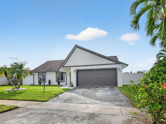 Продажа дома по адресу 3618 Valley Way - фото 6893960