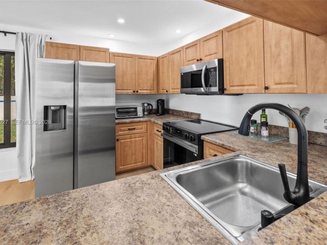 Продажа дома по адресу 21216 Harbor Way 158-15 - фото 6883809