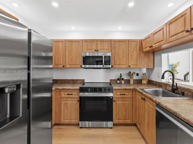 Продажа дома по адресу 21216 Harbor Way 158-15 - фото 6883812