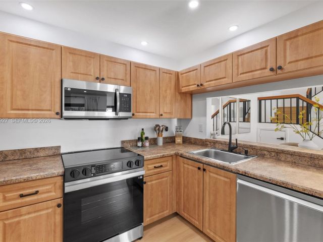 Продажа дома по адресу 21216 Harbor Way 158-15 - фото 6883813