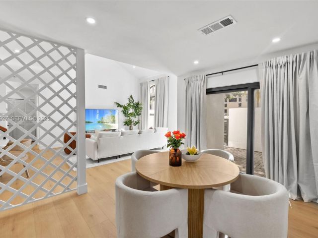 Продажа дома по адресу 21216 Harbor Way 158-15 - фото 6883815